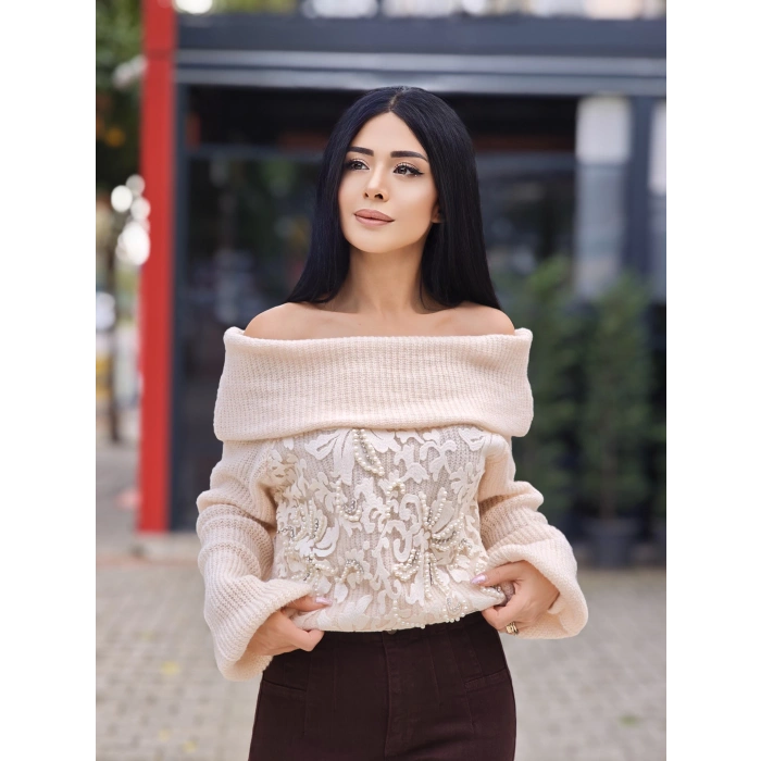 İNCİ TÜL DETAY KAYIK YAKA TRİKO KAZAK