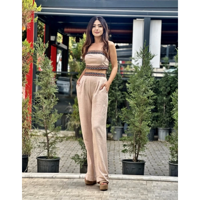 İŞLEME DETAYLI CROP PANTOLON TAKIM