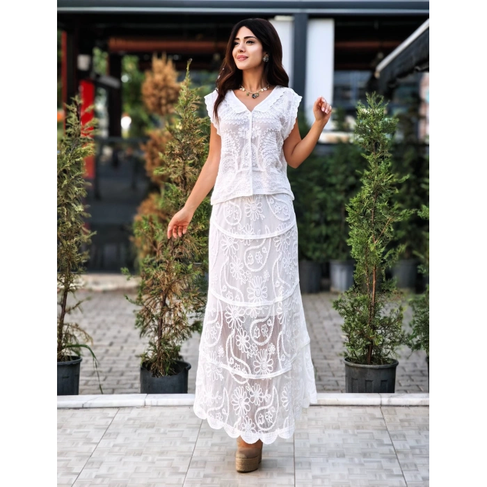 İŞLEMELİ ETEK BLUZ TAKIM