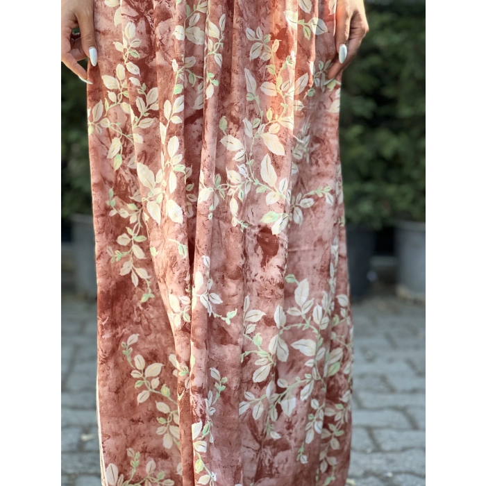 KAHVE SOMON DESENLİ İTHAL ELBİSE