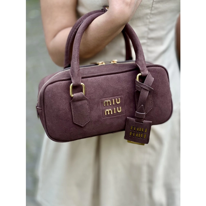 KAHVERENGİ Mİ ÇANTA