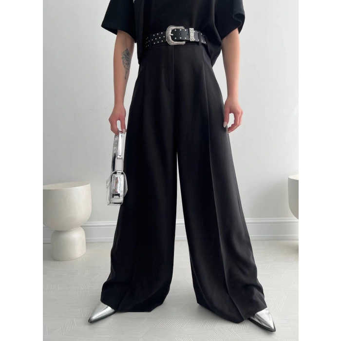 KENDİNDEN ÇİZGİLİ BOL PAÇA PANTOLON