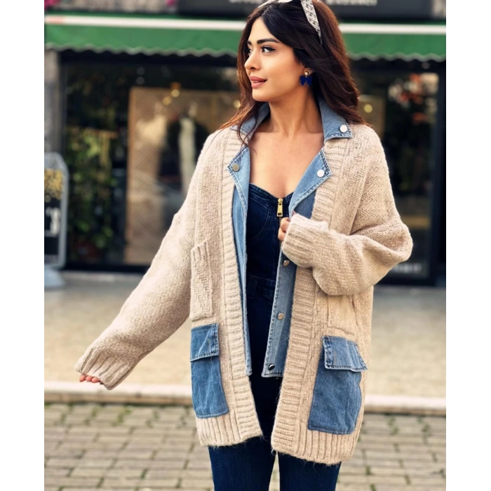 KOT DETAYLI TRİKO HIRKA