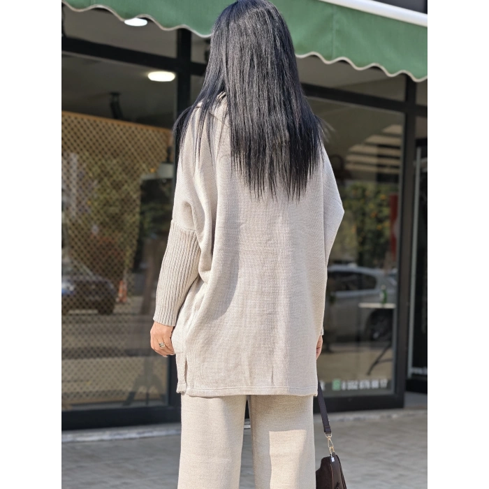 KREM KAPUŞONLU TRİKO HIRKA