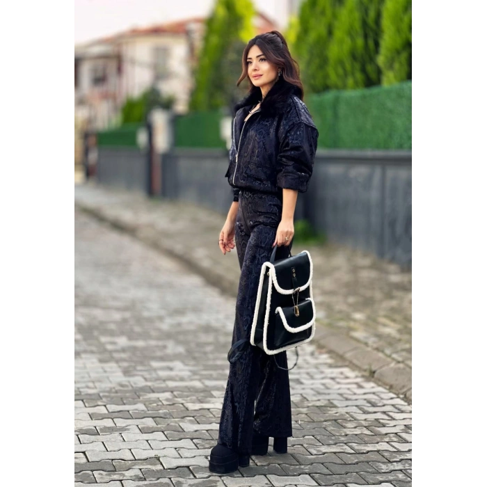 KÜRK DETAYLI SIRT ÇANTASI