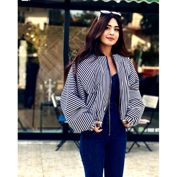 LACİVERT ÇİZGİLİ BOMBER MONT