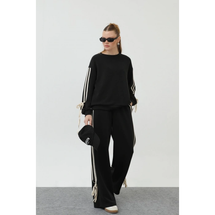 MODAL YANLARI ŞERİT EŞOFMAN TAKIM