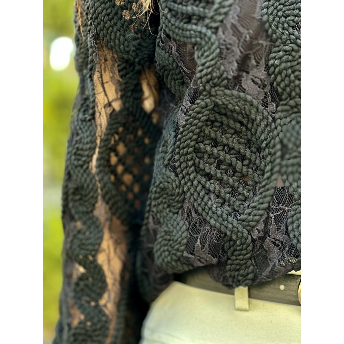 ÖRME SİYAH TÜL DETAYLI SWEAT