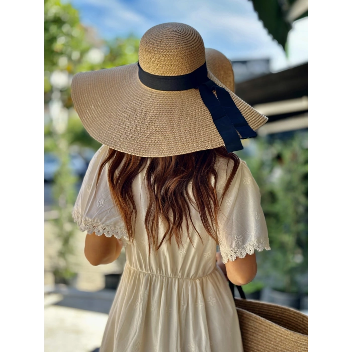 OTANTİK EKRU UZUN ELBİSE