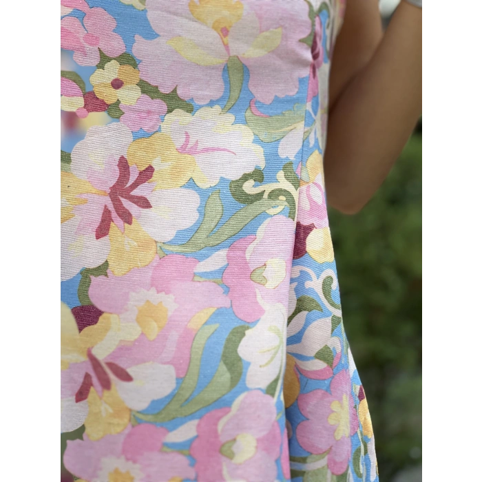 PEMBE ÇİÇEK DESENLİ ELBİSE