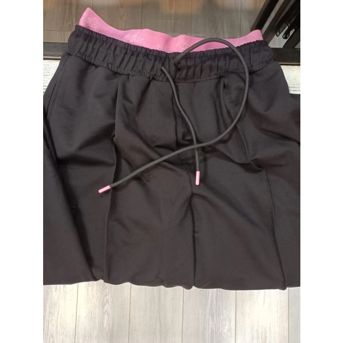 PEMBE LASTİK BEL DETAY SİYAH PANTOLON