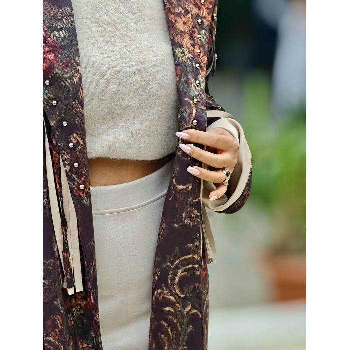 PÜSKÜLLÜ KANAVİÇE DESEN CEKET