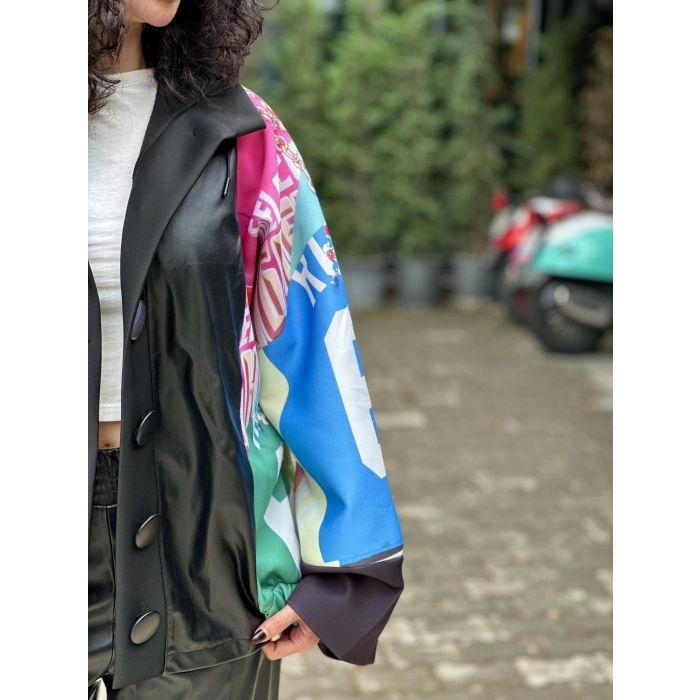 RENKLİ DERİ DETAY CEKET