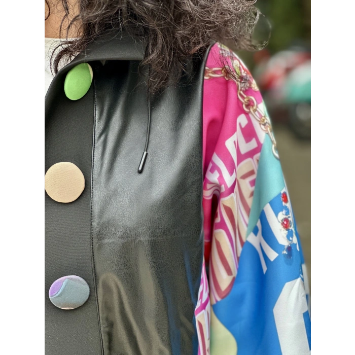 RENKLİ DERİ DETAY CEKET