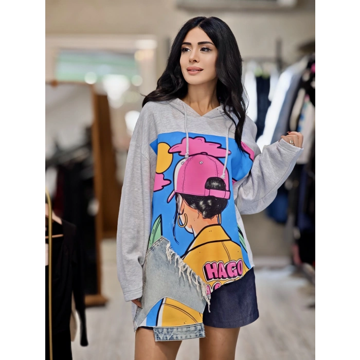 RENKLİ ŞAPKALI BASKILI GRİ SWEAT