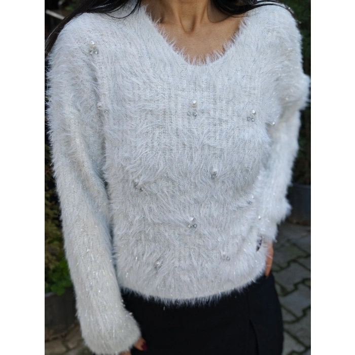 SAKALLI TAŞLI İTHAL KAZAK