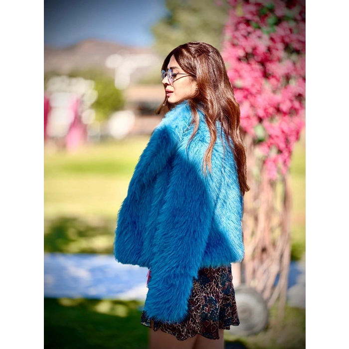 ŞAL YAKA MAVİ KÜRK