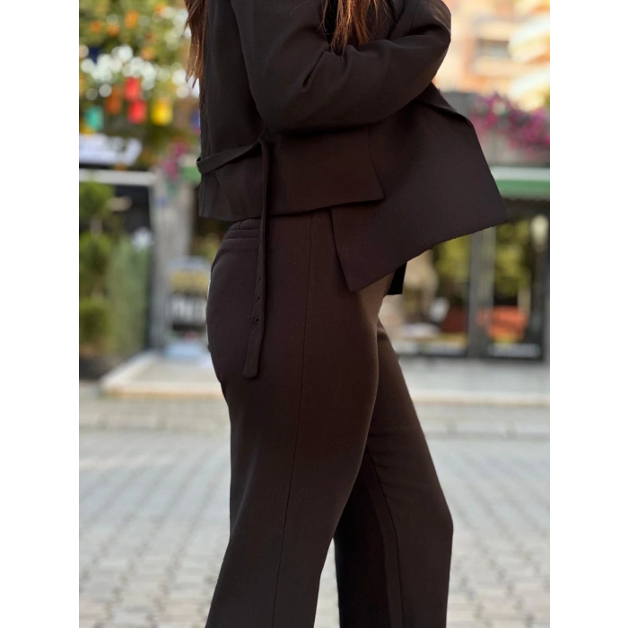 SİYAH BEL KEMER DETAYLI PANTOLON CEKET TAKIM