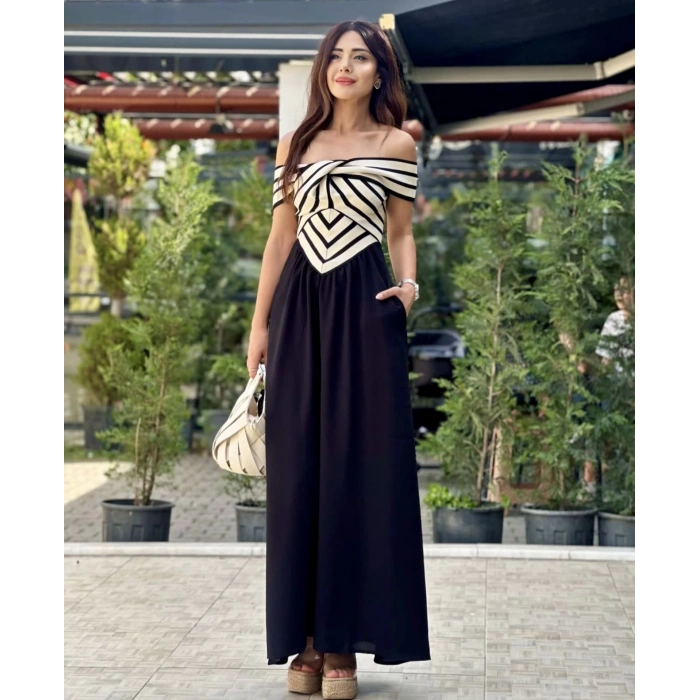 SİYAH BEYAZ TRİKO DETAYLI ELBİSE