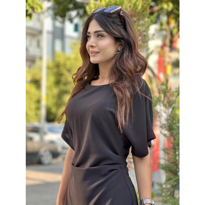 SİYAH BÜZGÜ DETAY UZUN ELBİSE