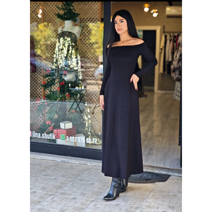 SİYAH KAYIK YAKA UZUN ELBİSE