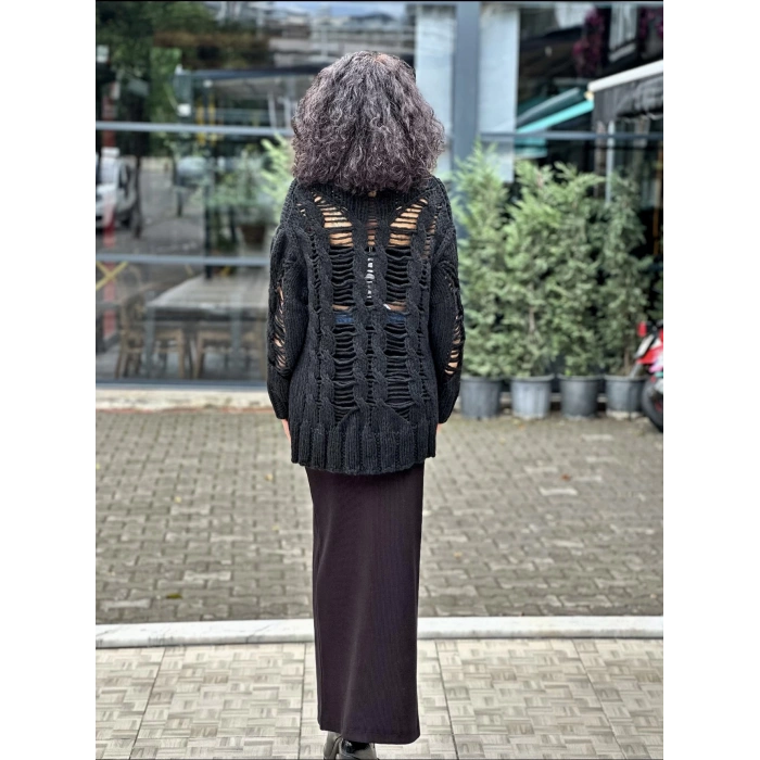 SİYAH KOT VE TAŞ DETAY TRİKO