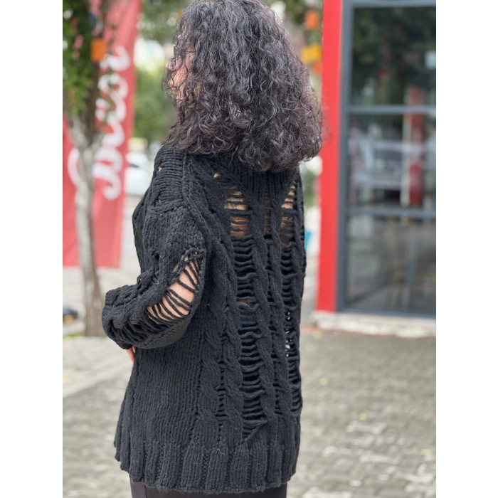 SİYAH KOT VE TAŞ DETAY TRİKO