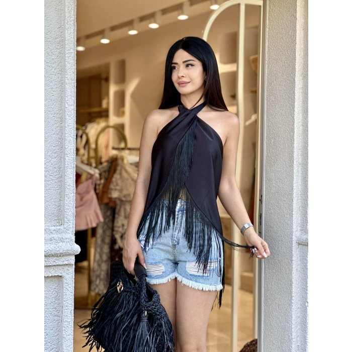 SİYAH SATEN TASARIM PÜSKÜLLÜ BLUZ