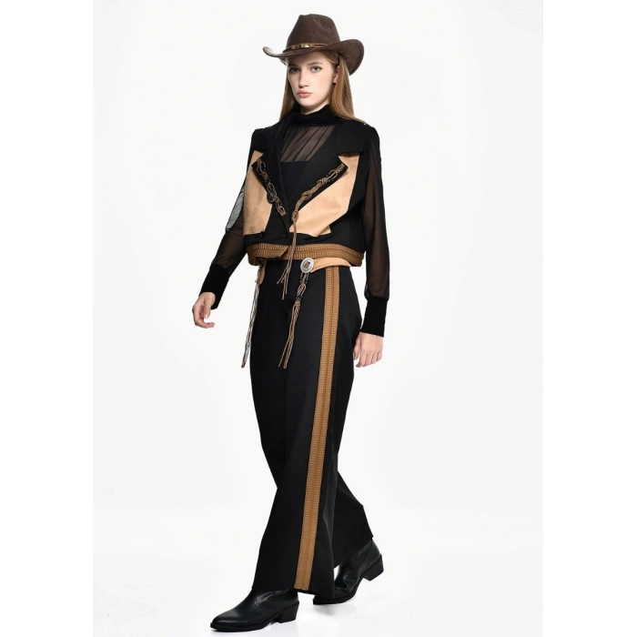 TABA SÜET DETAYLI YELEKLİ TASARIM TAKIM