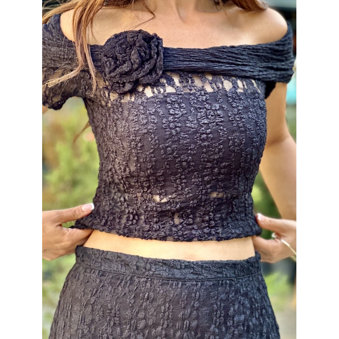 TÜL DETAY KAYIK YAKA BLUZ