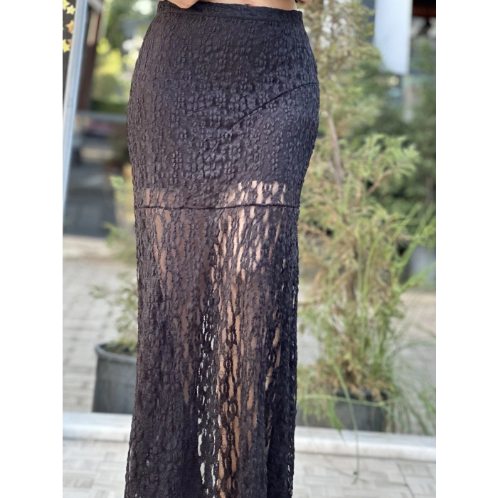 TÜL DETAY SİYAH ETEK