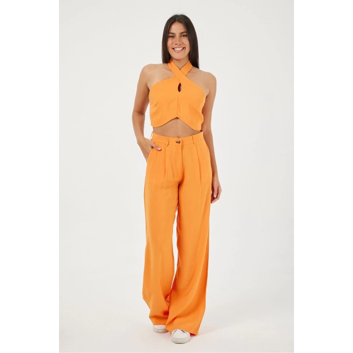 TURUNCU BOYUNDAN BAĞLAMALI CROP