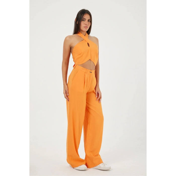 TURUNCU BOYUNDAN BAĞLAMALI CROP