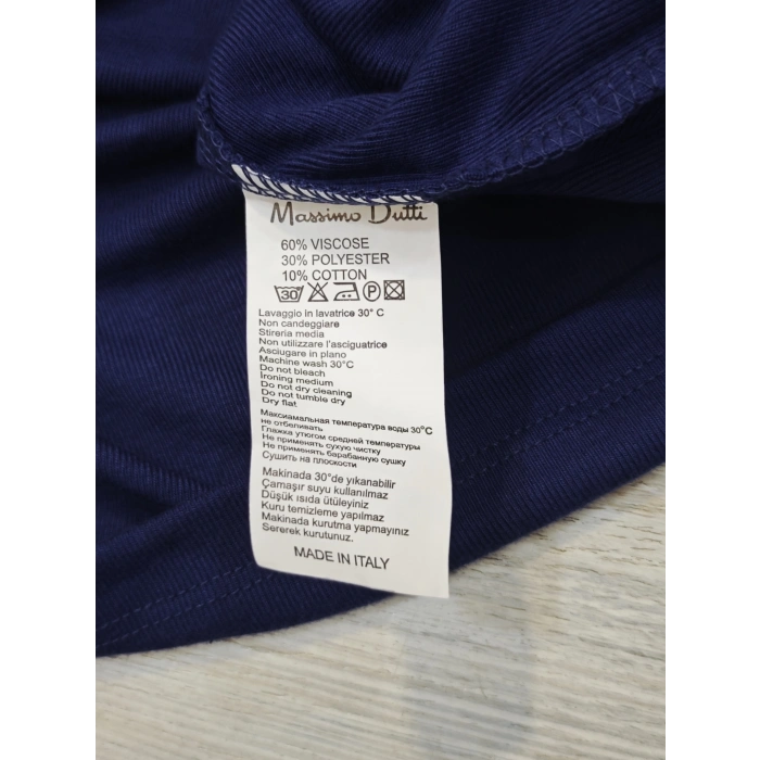 V YAKA LACİVERT TİŞÖRT