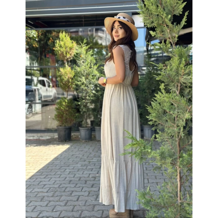 YAKASI İŞLEMELİ KETEN ELBİSE