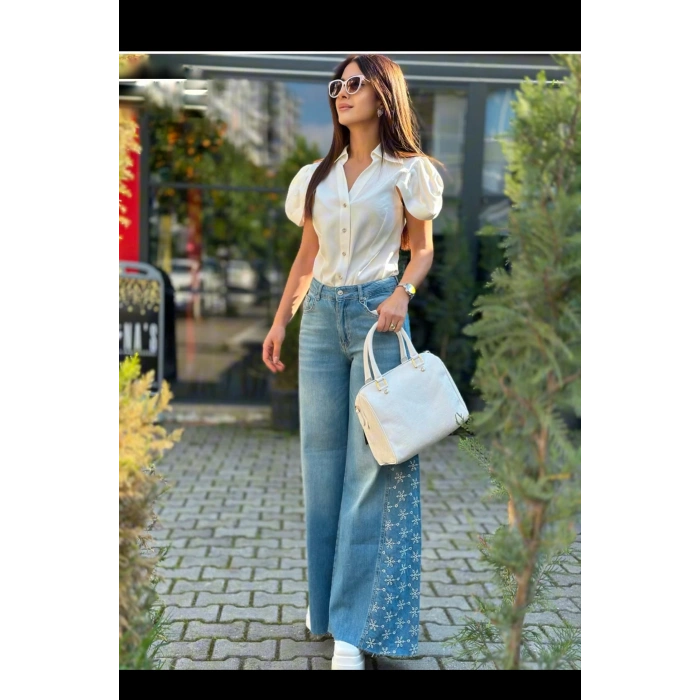 YANLARI ÇİÇEK DETAY JEAN PANTOLON