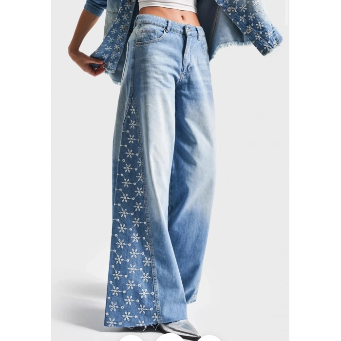YANLARI ÇİÇEK DETAY JEAN PANTOLON