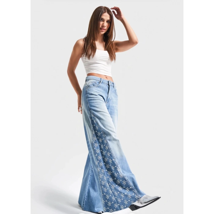YANLARI ÇİÇEK DETAY JEAN PANTOLON