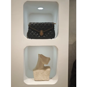 SİYAH KAPİTONE ÇANTA B03575