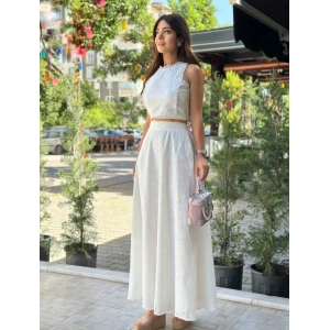 BEYAZ FİSTO ETEK BLUZ TAKIM