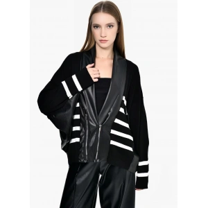 ÇİZGİLİ DERİ DETAY TRİKO HIRKA