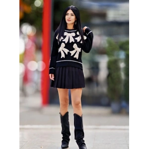 FİYONK DETAYLI TRİKO KAZAK SİYAH