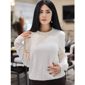 İNCİ DETAY YUMOŞ BEYAZ KAZAK