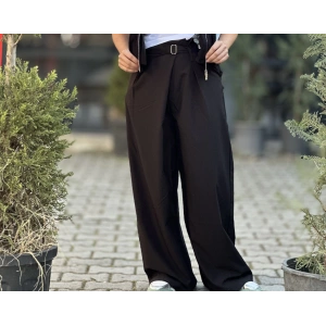 KEMERLİ KAPAKLI SİYAH PANTOLON