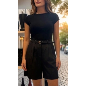 SATEN DOKULU KEMERLİ BERMUDA ŞORT