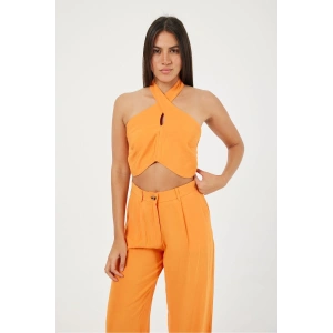 TURUNCU BOYUNDAN BAĞLAMALI CROP