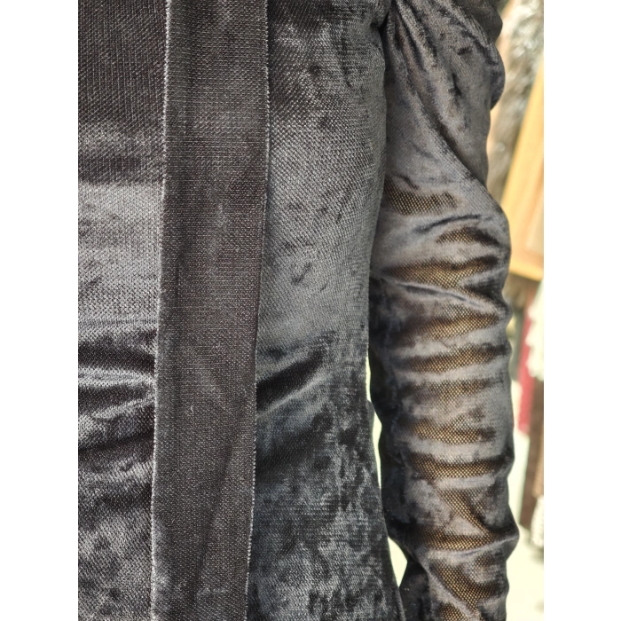 SİYAH KADİFE DOKULU BLUZ