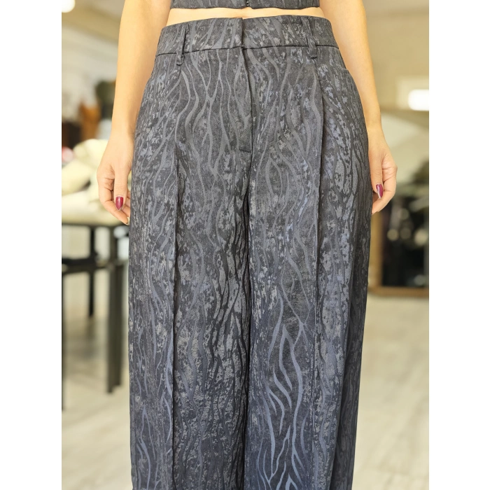 SİYAH SATEN KADİFE DOKULU PANTOLON