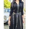 DERİ ÇAPRAZ KEMERLİ SİYAH ELBİSE