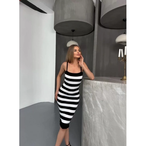 Cizgili Triko Askılı Elbise- Siyah